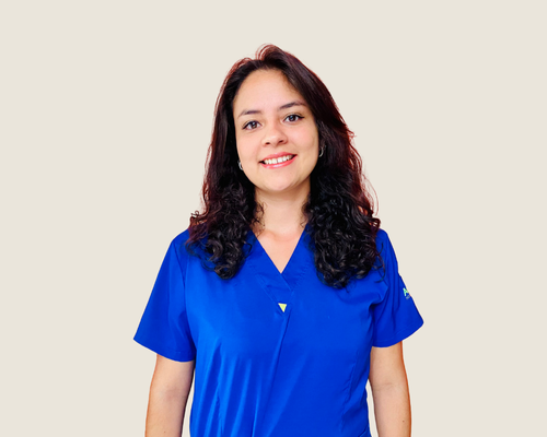 Dra. Kerly Álvarez, MV, Mtr. 